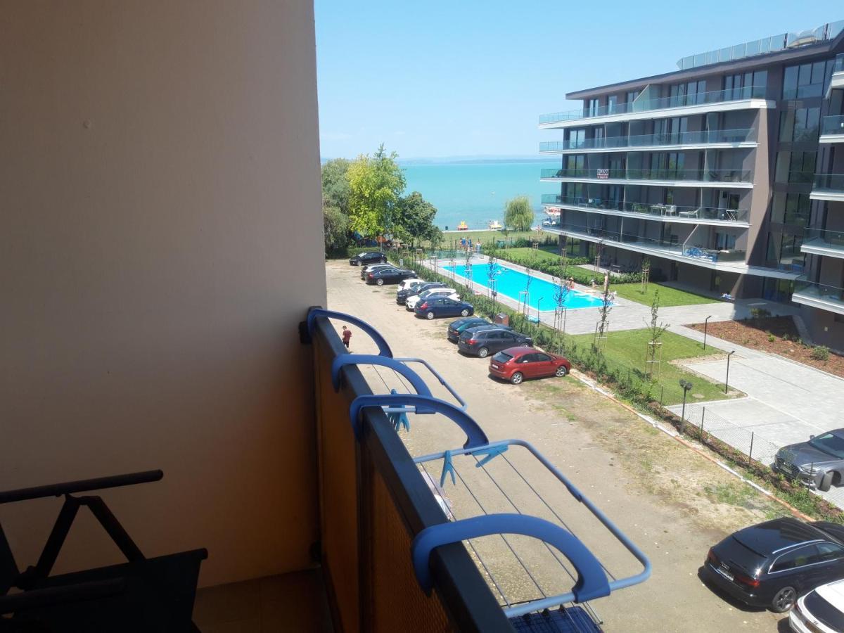 Kr Apartman Siofok Exterior photo